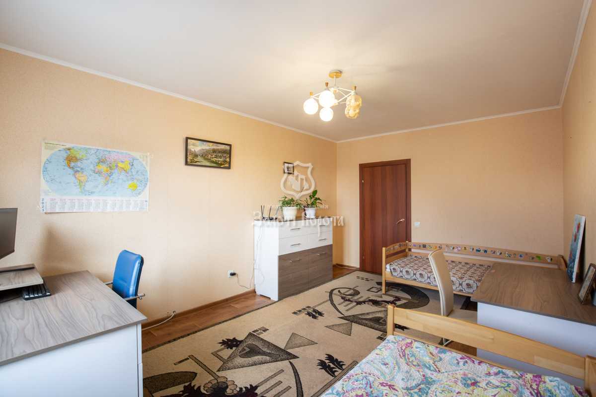 Продажа 2-комнатной квартиры 77.8 м², Балтийский пер., 5