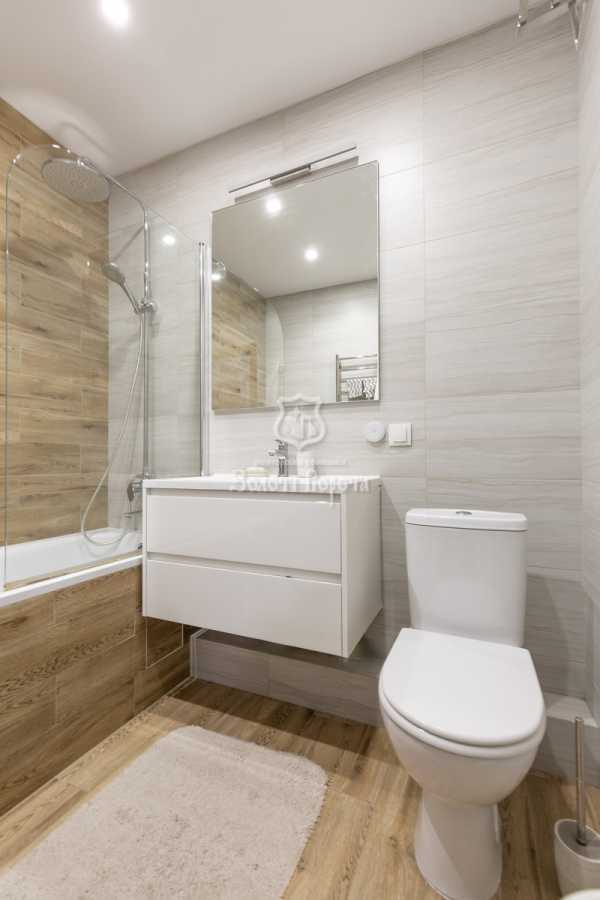 Продажа 2-комнатной квартиры 77.8 м², Балтийский пер., 5