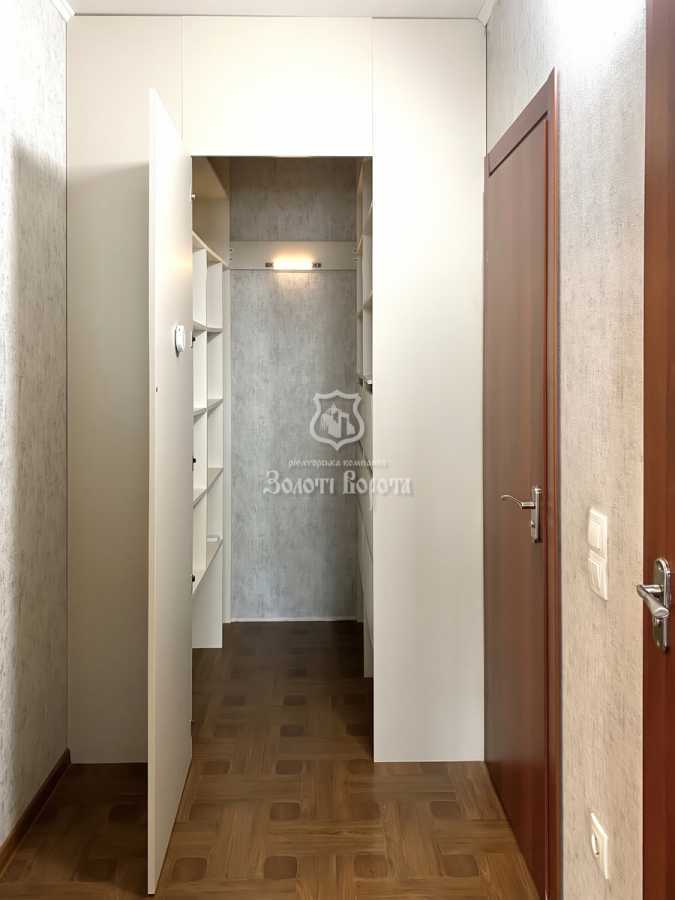 Продажа 2-комнатной квартиры 77.8 м², Балтийский пер., 5