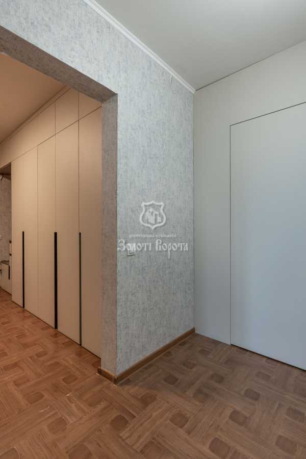 Продажа 2-комнатной квартиры 77.8 м², Балтийский пер., 5
