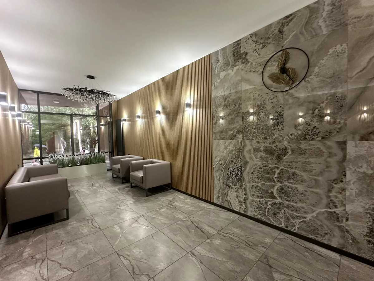 Продажа 2-комнатной квартиры 83 м², Евгения Коновальца ул., 36В
