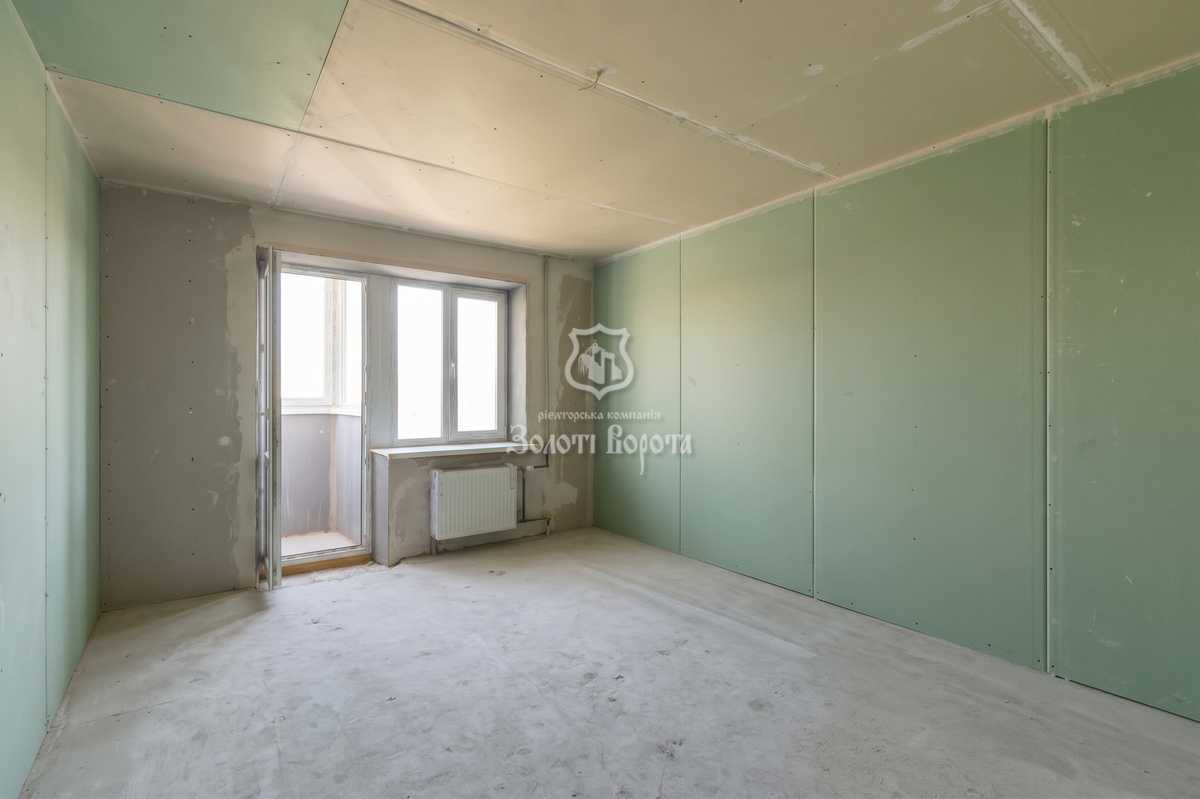Продажа 4-комнатной квартиры 90 м², Школьный пер., 1а