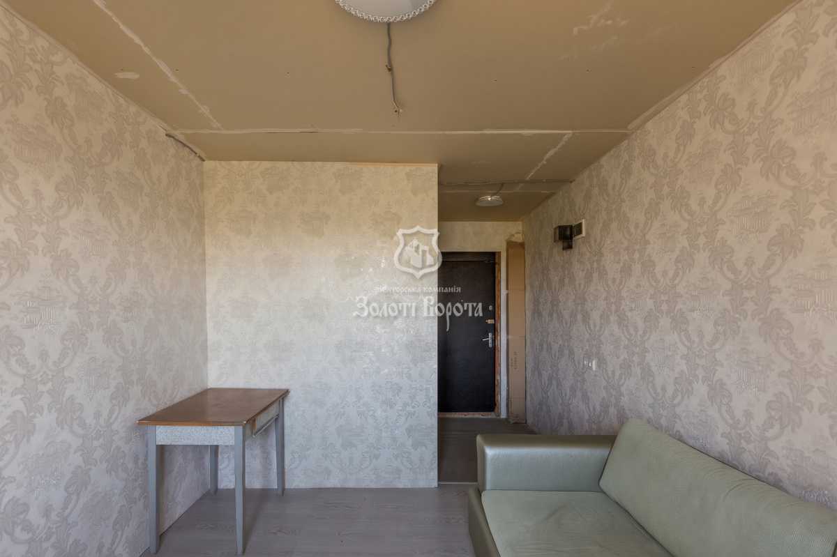 Продажа 4-комнатной квартиры 90 м², Школьный пер., 1а