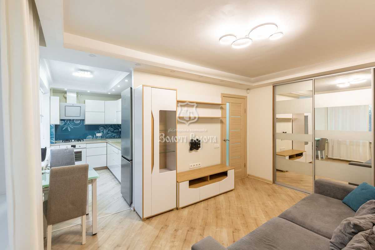 Продажа 3-комнатной квартиры 61 м², Ивана Выговского ул., 8