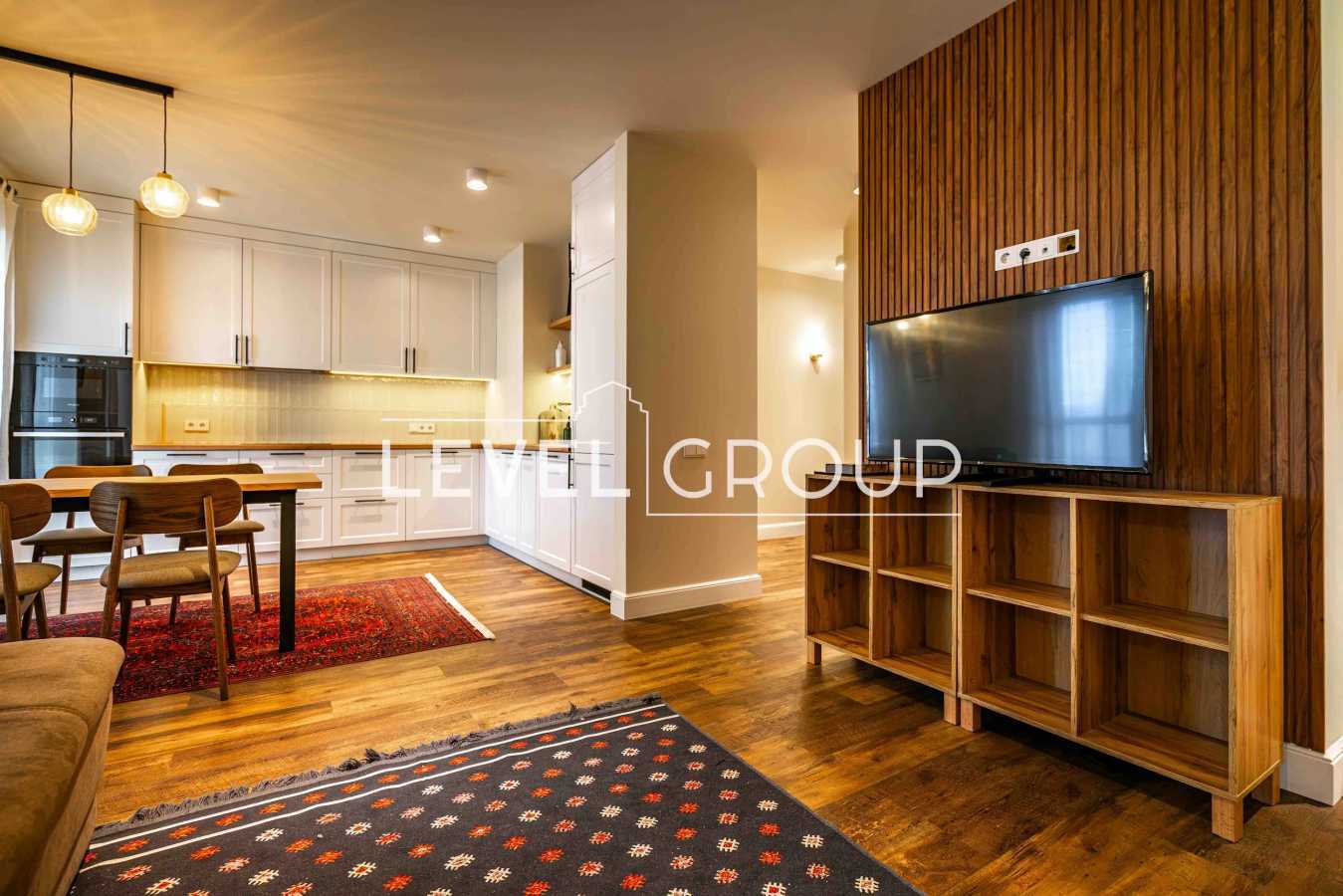 Продажа 2-комнатной квартиры 75.7 м², Златоустовская ул., 25