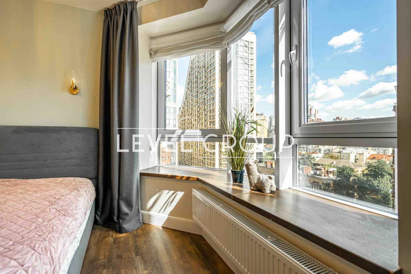 Продажа 2-комнатной квартиры 75.7 м², Златоустовская ул., 25