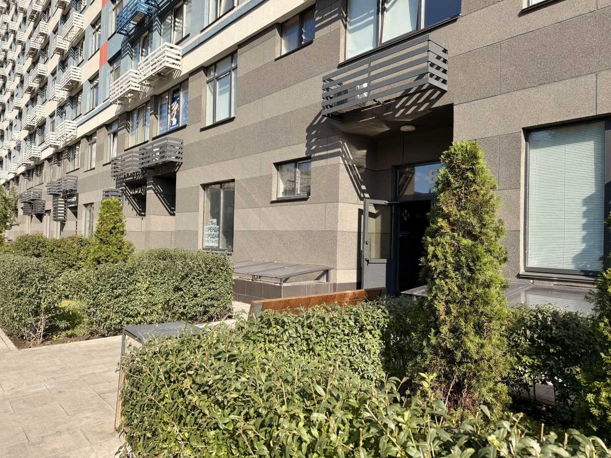 Продаж 1-кімнатної квартири 46.7 м², Євгена Сверстюка вул., 6