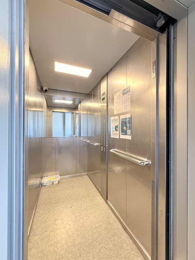 Продаж 1-кімнатної квартири 46.7 м², Євгена Сверстюка вул., 6