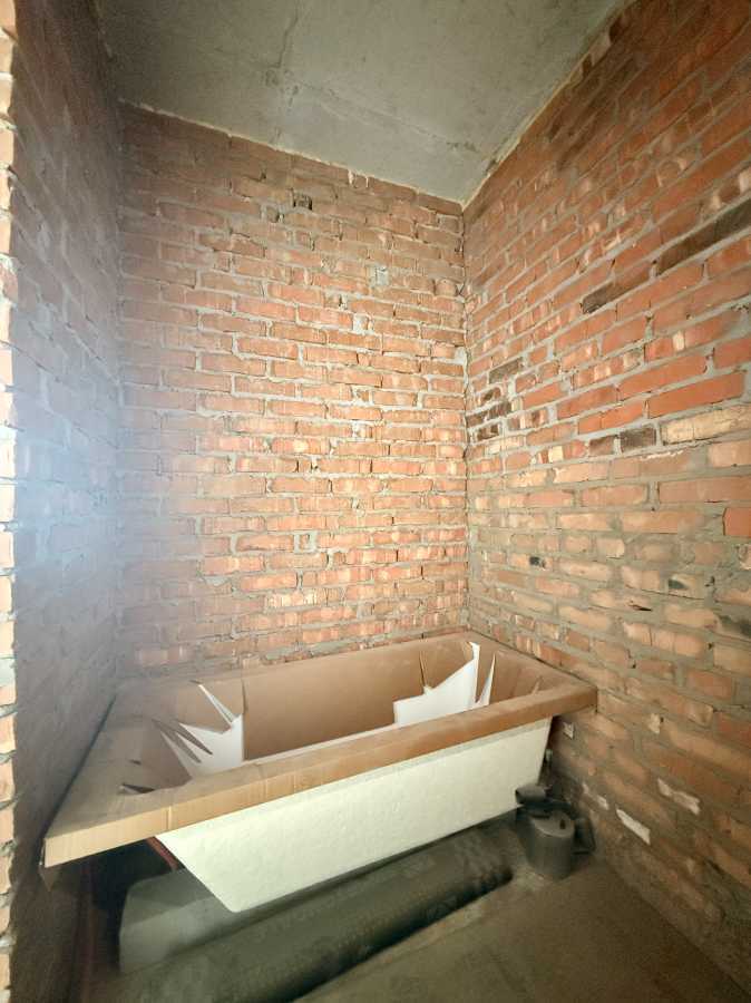 Продаж 1-кімнатної квартири 46.7 м², Євгена Сверстюка вул., 6