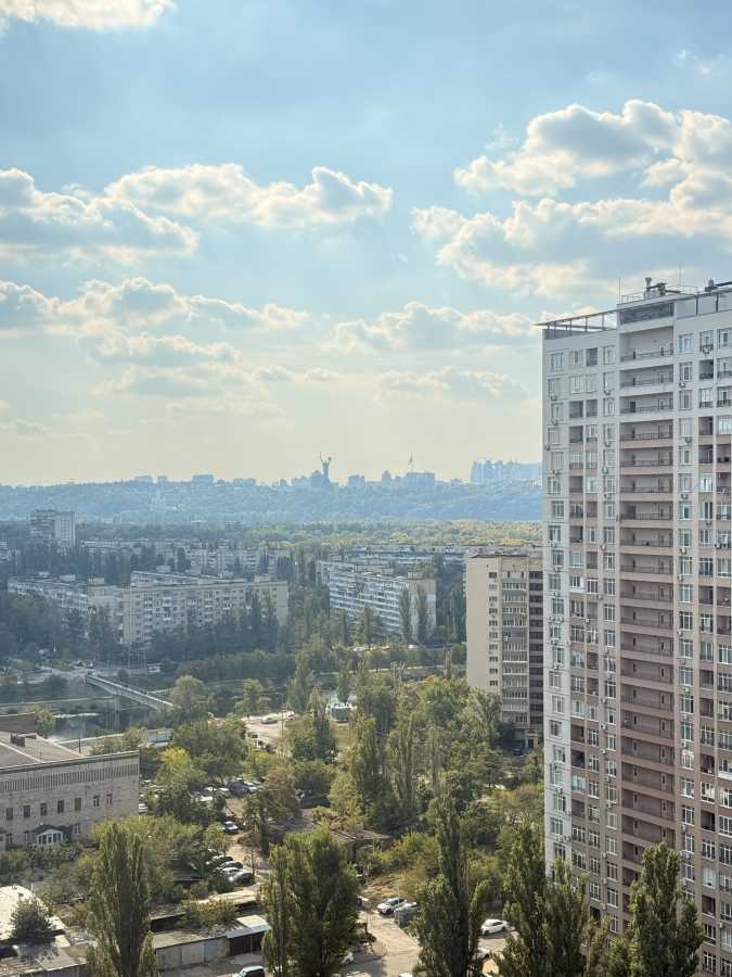 Продаж 1-кімнатної квартири 46.7 м², Євгена Сверстюка вул., 6