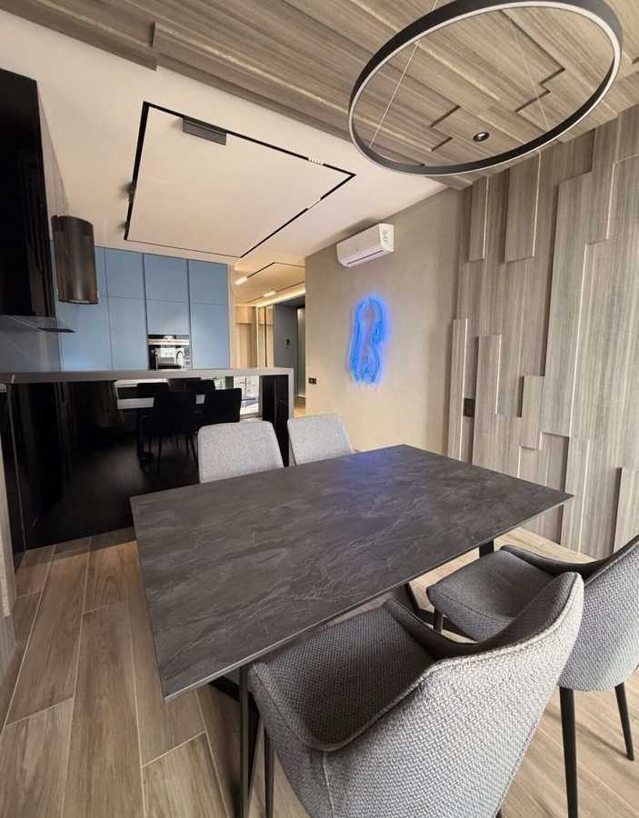 Продажа 1-комнатной квартиры 76 м², Лабораторный пер., 7