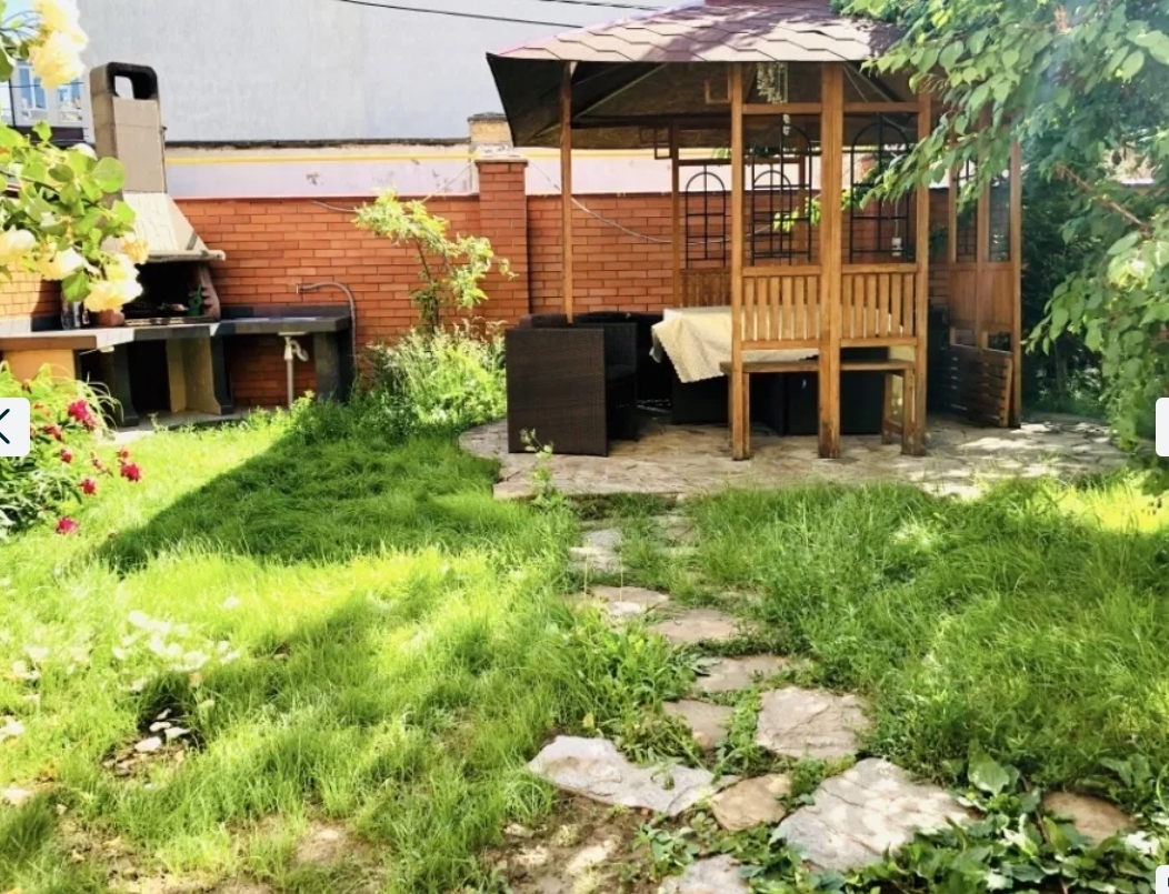Аренда дома 200 м², Леваневского ул.