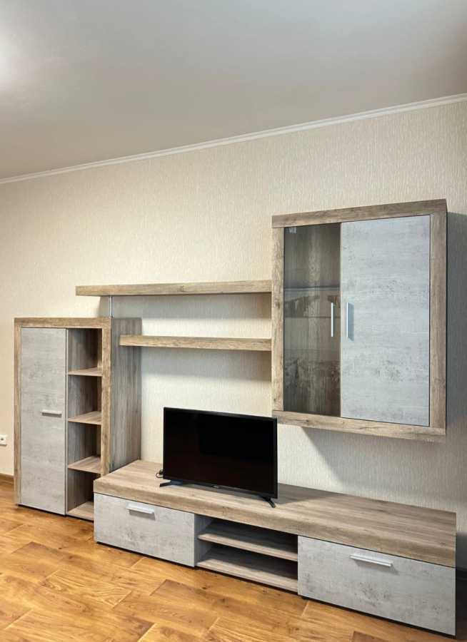 Аренда 2-комнатной квартиры 78.3 м², Ревуцкого ул., 54