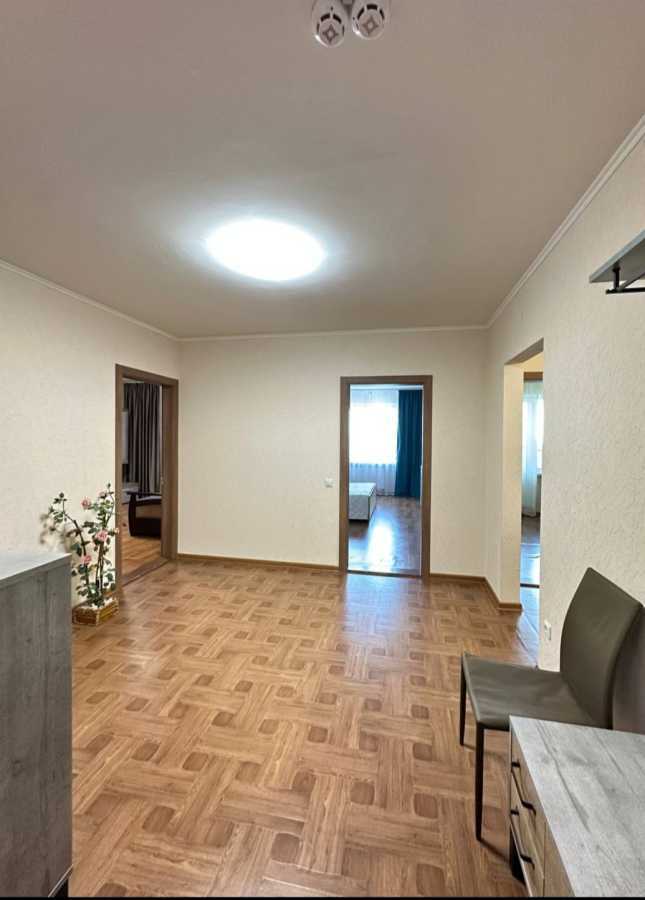 Аренда 2-комнатной квартиры 78.3 м², Ревуцкого ул., 54