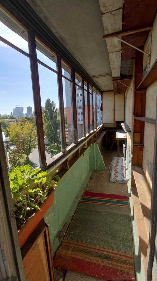 Продаж 2-кімнатної квартири 50 м², Соборності просп., 3Б