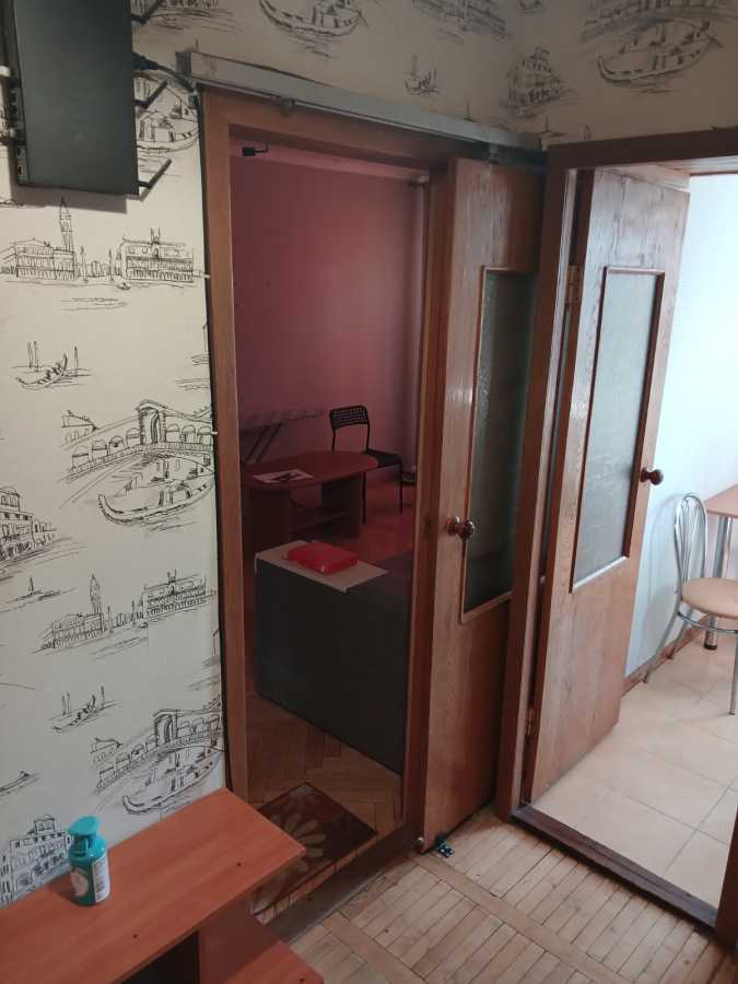 Продажа 1-комнатной квартиры 30 м², Труда бул., 2