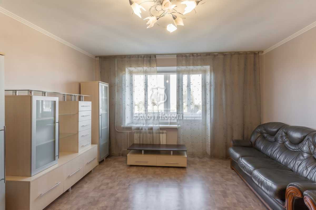 Продажа 4-комнатной квартиры 81.9 м², Салютная ул., 4А