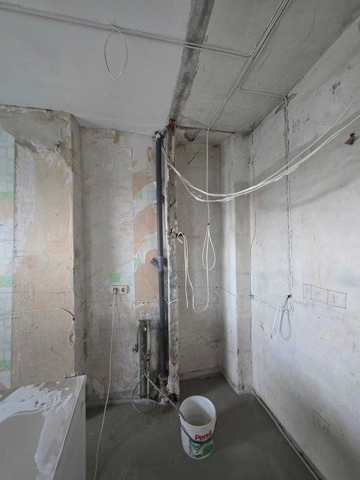Продаж 3-кімнатної квартири 64 м², Козака Мамая вул.