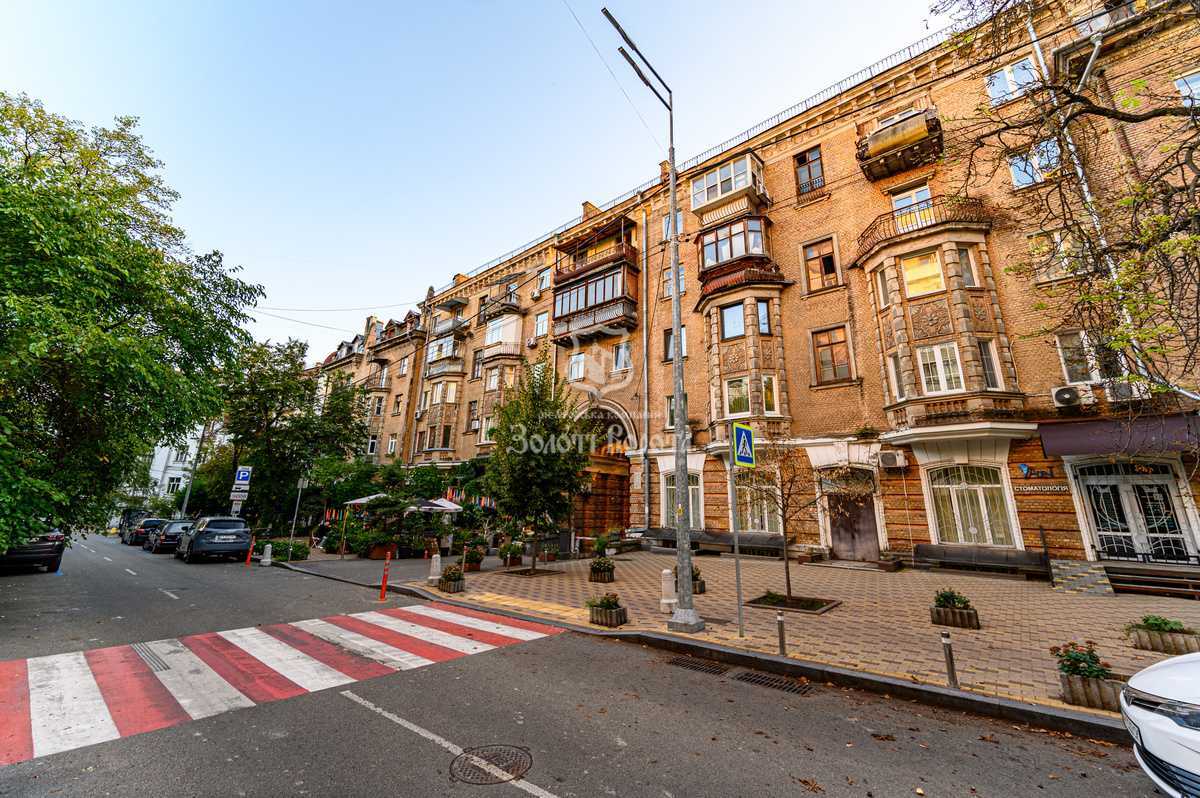 Продаж 1-кімнатної квартири 36.3 м², Микільсько-Ботанічна вул., 7/9