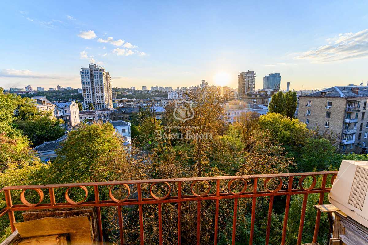 Продаж 1-кімнатної квартири 36.3 м², Микільсько-Ботанічна вул., 7/9