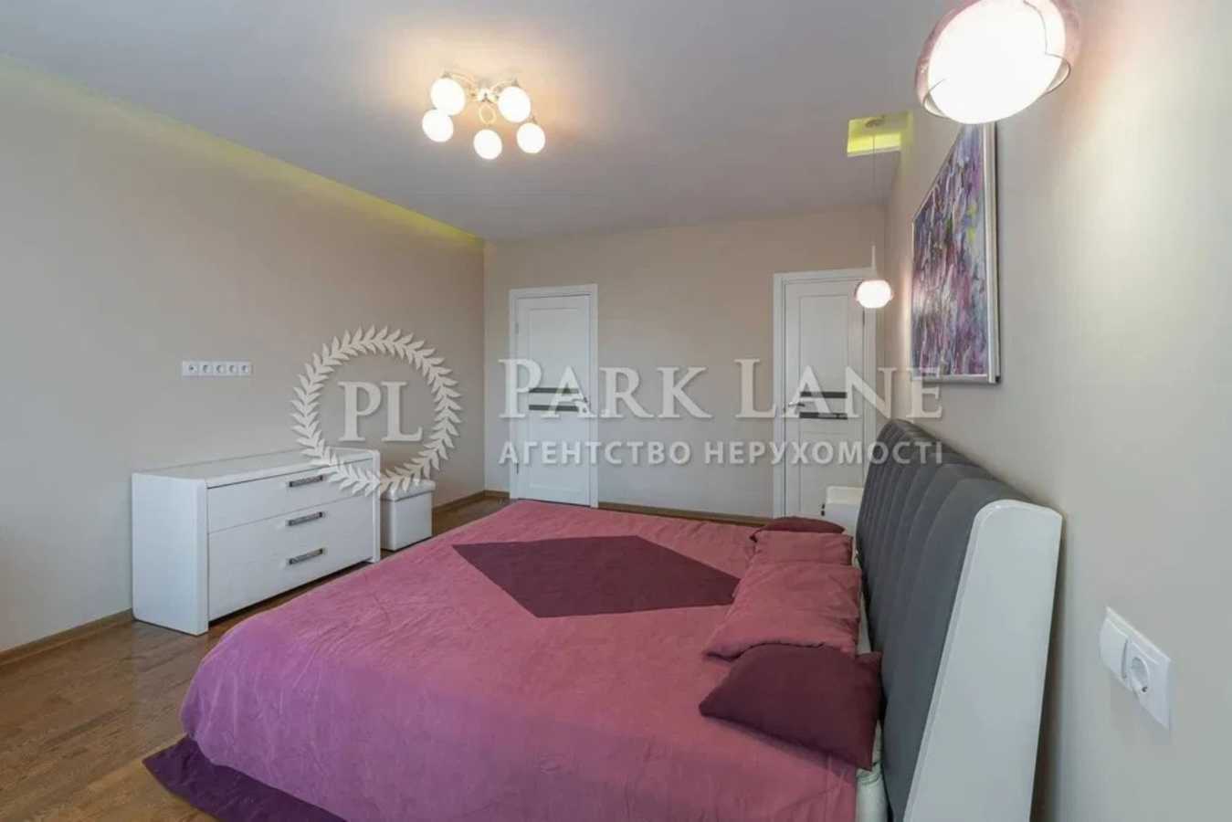 Продажа 3-комнатной квартиры 100 м², Гарматная ул., 38А
