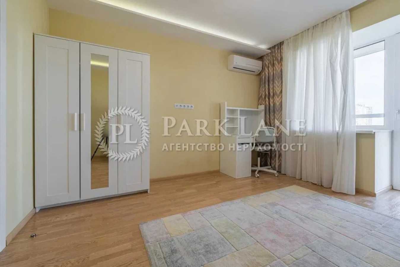 Продажа 3-комнатной квартиры 100 м², Гарматная ул., 38А