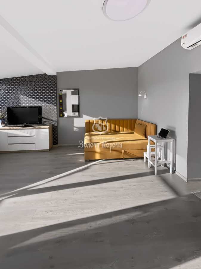 Продажа 1-комнатной квартиры 39.3 м², Радистов ул., 34Е