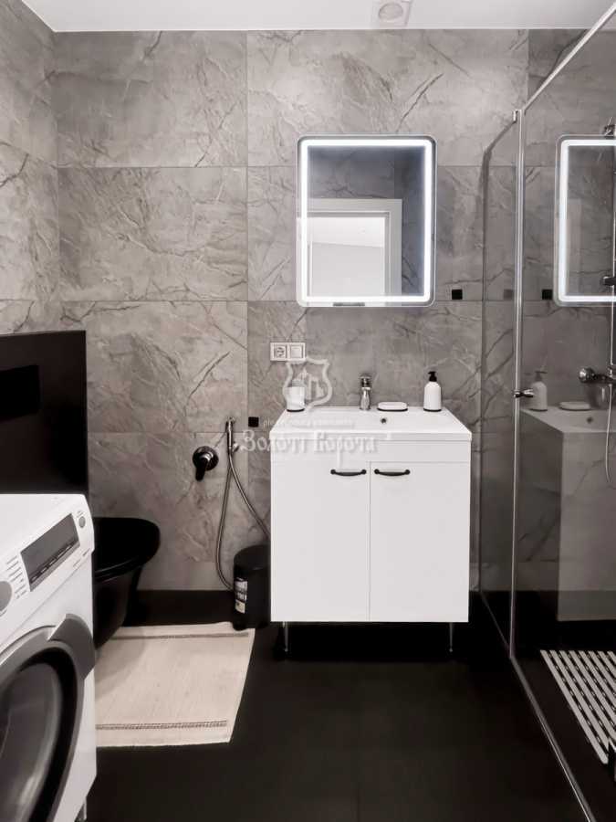 Продажа 1-комнатной квартиры 39.3 м², Радистов ул., 34Е