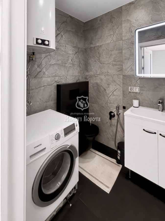 Продажа 1-комнатной квартиры 39.3 м², Радистов ул., 34Е