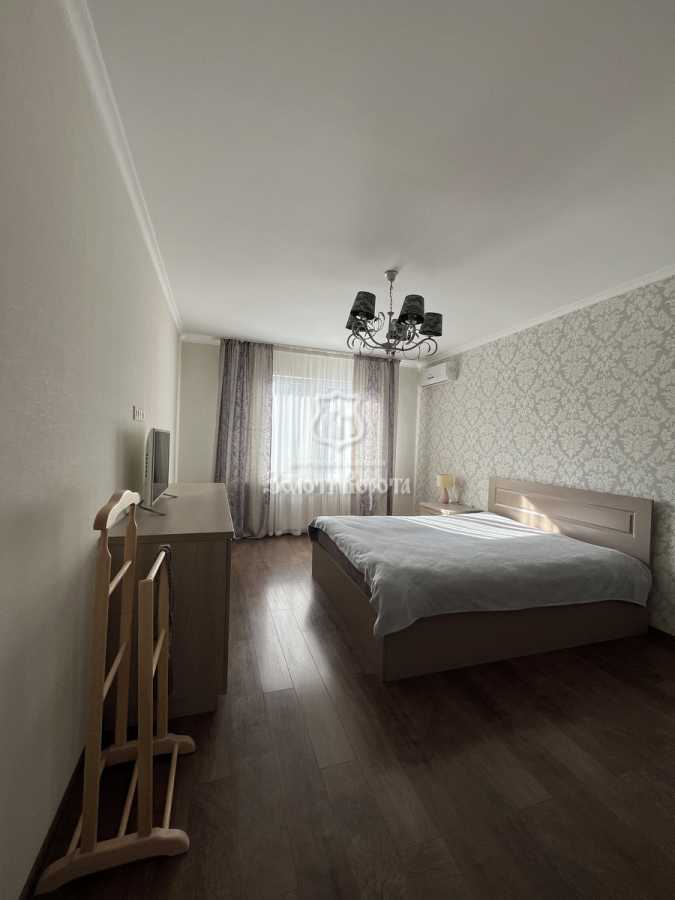 Продажа 2-комнатной квартиры 72.9 м², Михаила Донца ул., Ломоносова, 34А