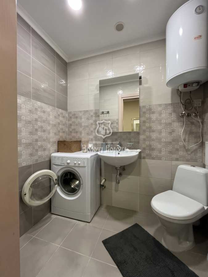 Продажа 2-комнатной квартиры 72.9 м², Михаила Донца ул., Ломоносова, 34А