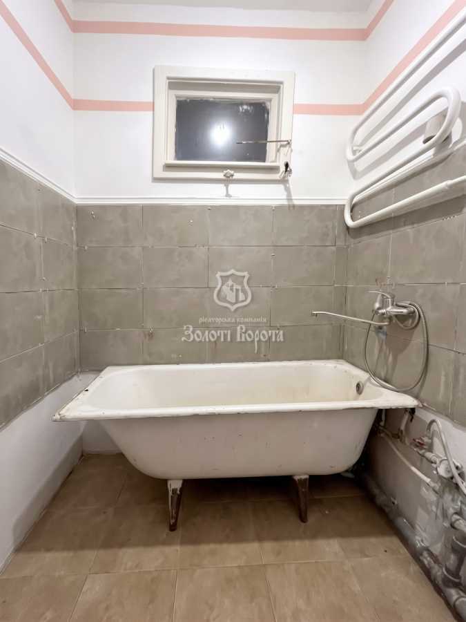 Продажа 2-комнатной квартиры 43.2 м², Строителей ул., 5