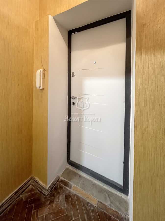 Продажа 2-комнатной квартиры 43.2 м², Строителей ул., 5