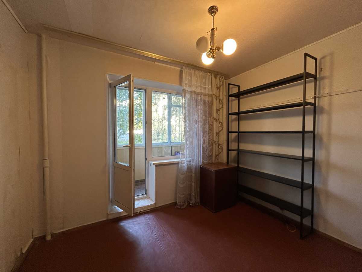 Продаж 3-кімнатної квартири 74.5 м², Ломоносова вул., 8
