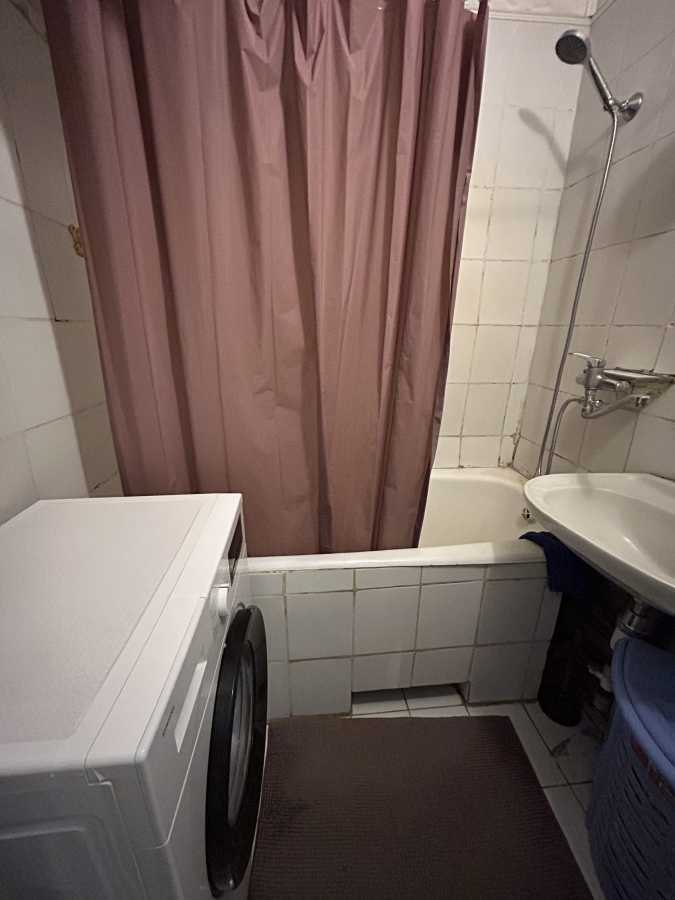 Продаж 3-кімнатної квартири 74.5 м², Ломоносова вул., 8