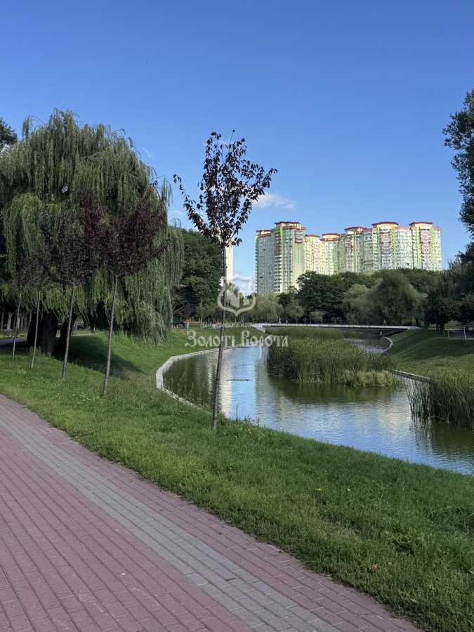 Продаж 2-кімнатної квартири 84.4 м², Героїв Севастополя вул., 35А