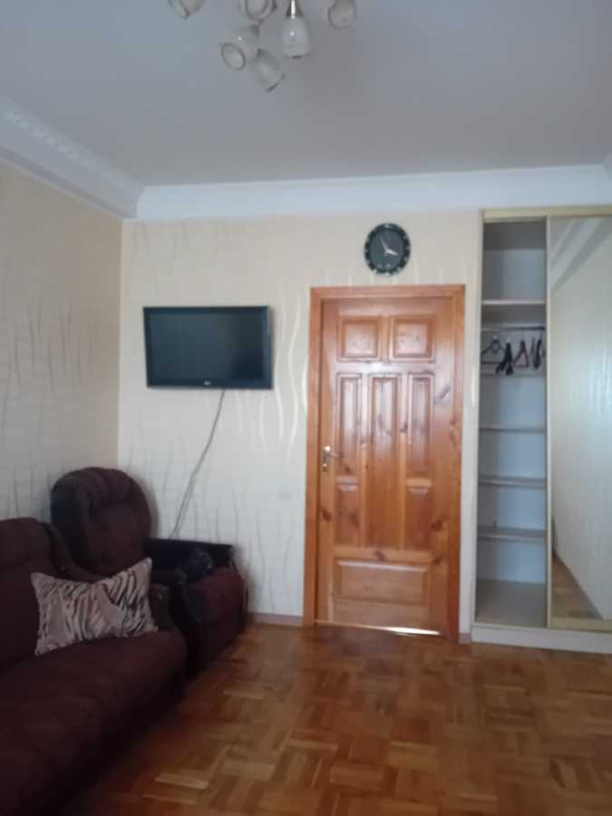 Аренда 2-комнатной квартиры 45 м², Верховного Совета бул., 27Б
