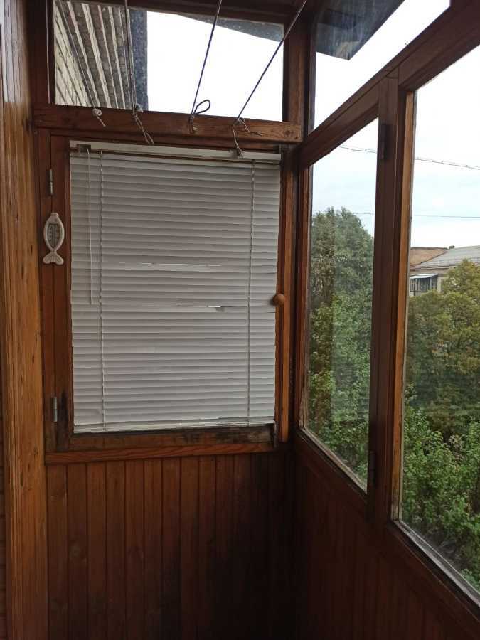 Продаж 1-кімнатної квартири 31.6 м², Топольова вул., 6