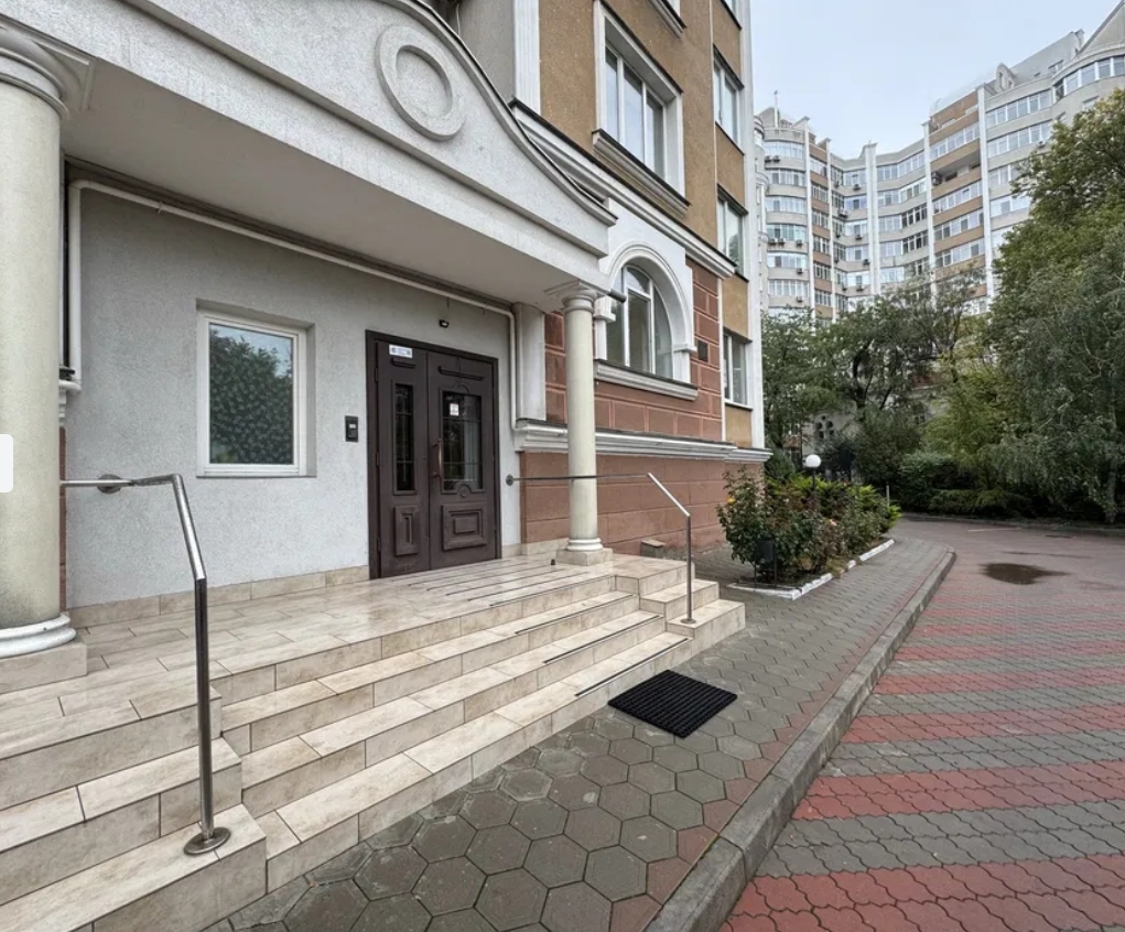 Аренда офиса 179 м², Каркашадзе пер.