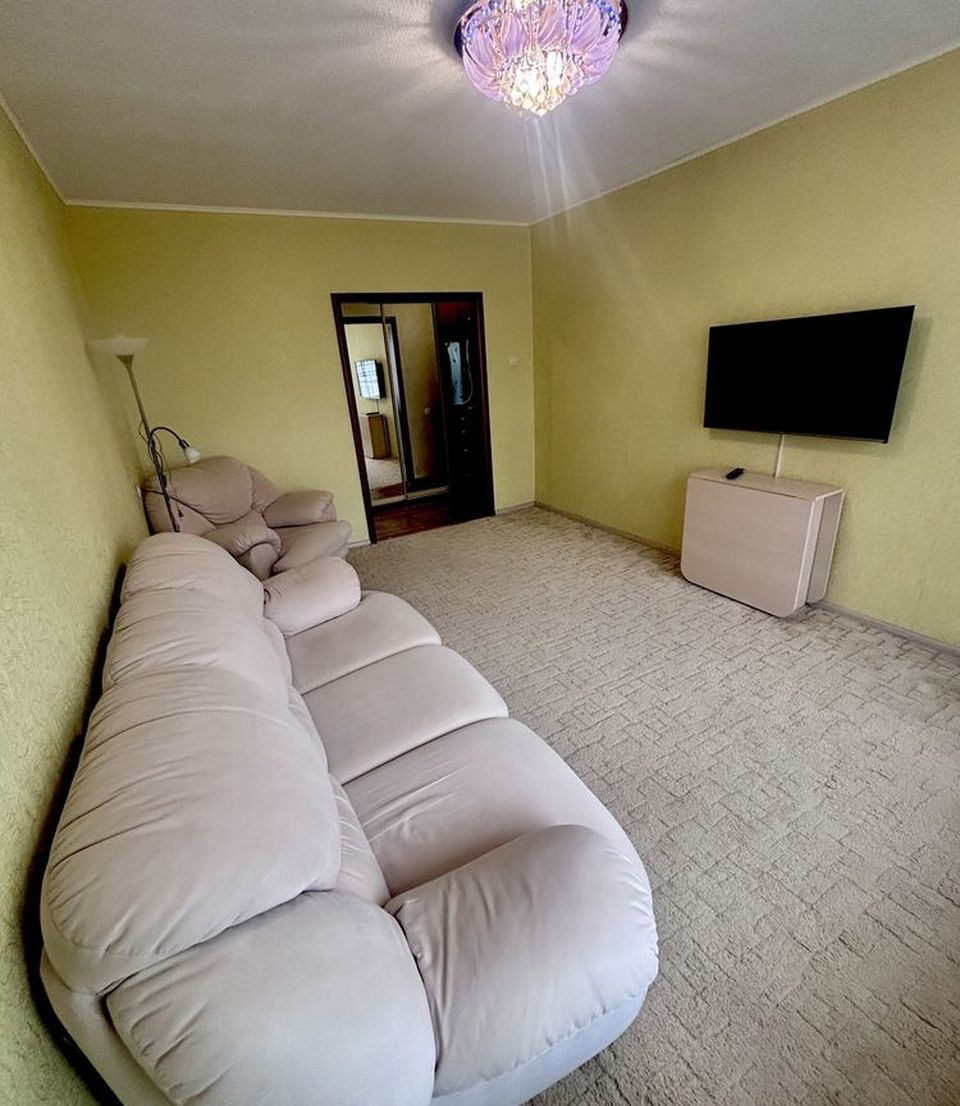 Продажа 3-комнатной квартиры 65 м², Донецкое шоссе, 97