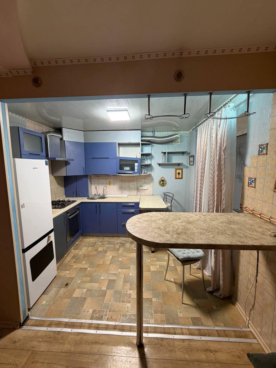 Аренда 3-комнатной квартиры 65 м², Героев просп.
