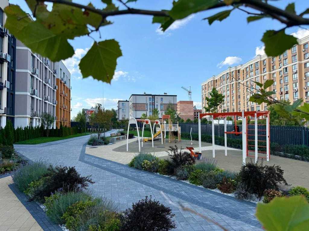 Продаж 1-кімнатної квартири 36.5 м², Європейська, 25
