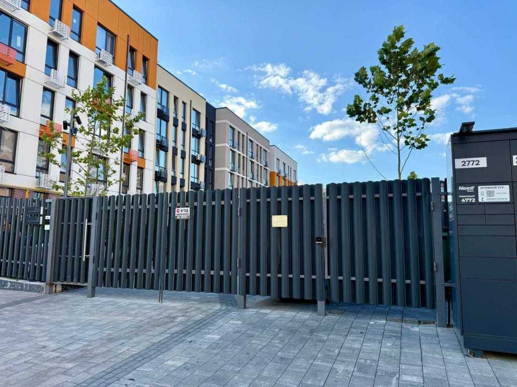 Продаж 1-кімнатної квартири 36.5 м², Європейська, 25