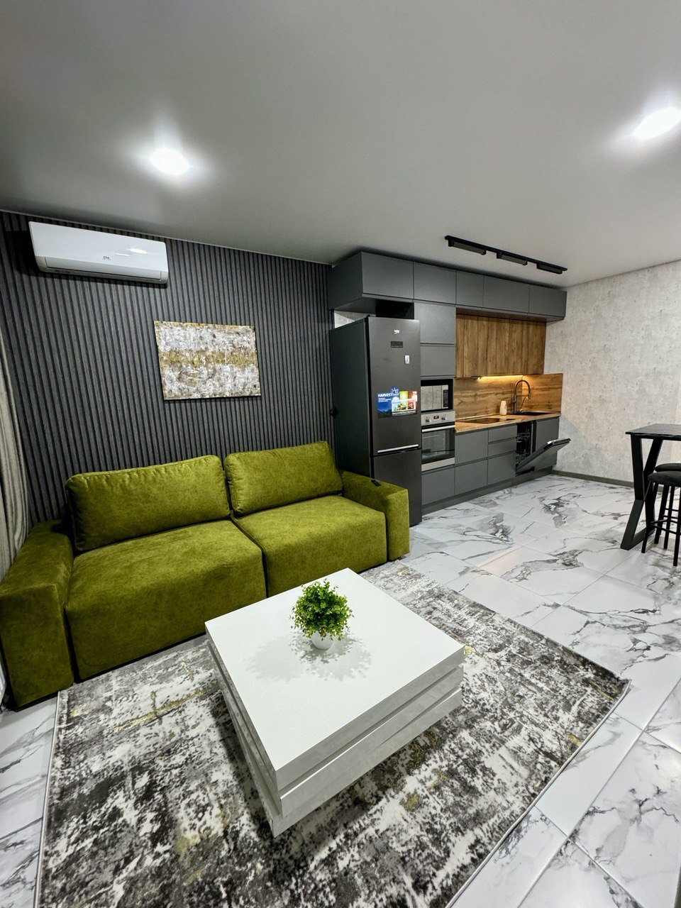 Аренда 1-комнатной квартиры 55 м², Причальная ул., 12