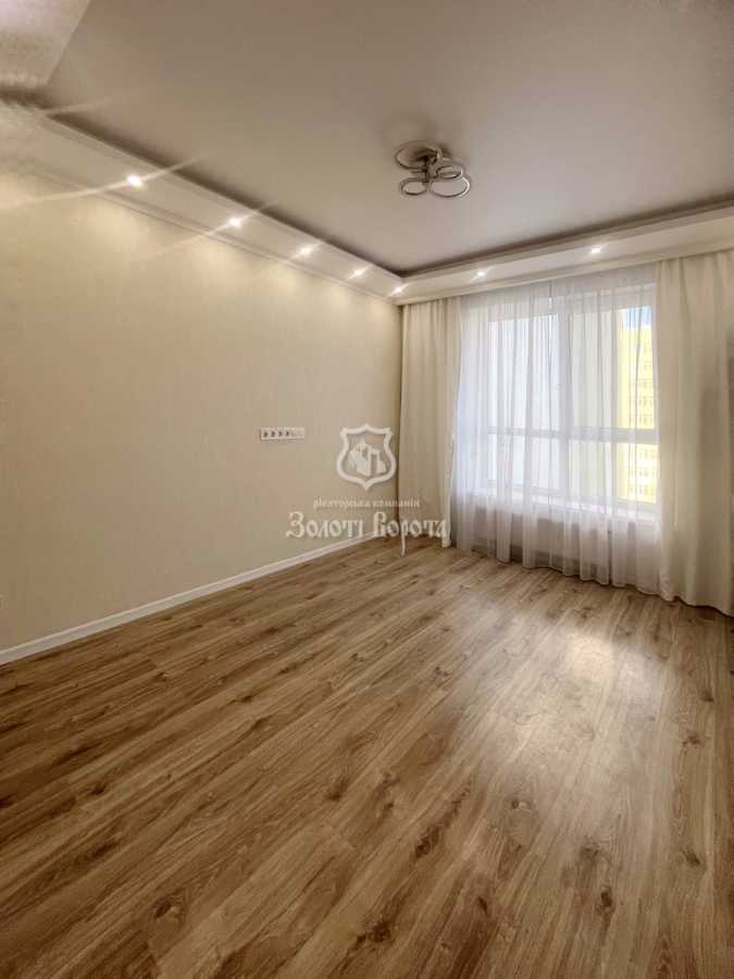 Продажа 1-комнатной квартиры 40.3 м², Бакинська, 1