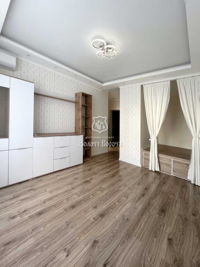 Продажа 1-комнатной квартиры 40.3 м², Бакинська, 1