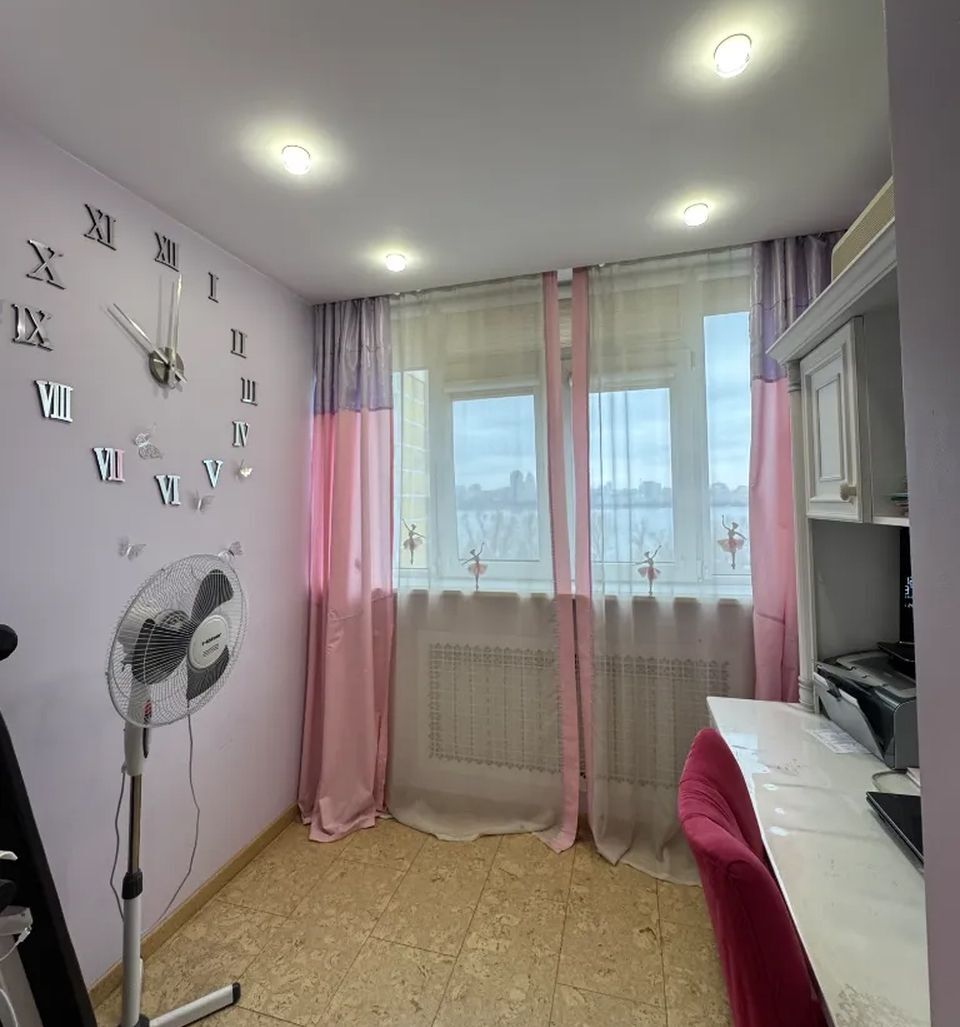Продажа 5-комнатной квартиры 105 м², Маршала Малиновского ул., 26
