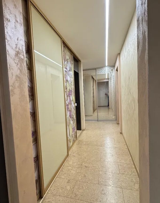 Продажа 5-комнатной квартиры 105 м², Маршала Малиновского ул., 26