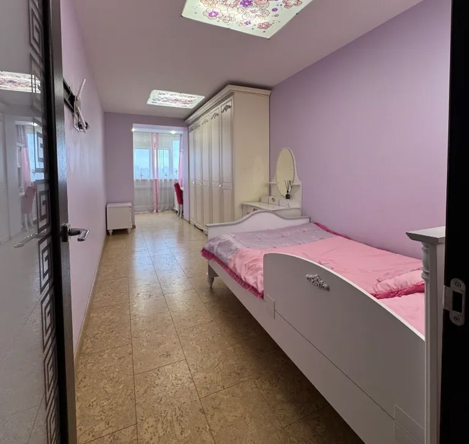 Продажа 5-комнатной квартиры 105 м², Маршала Малиновского ул., 26