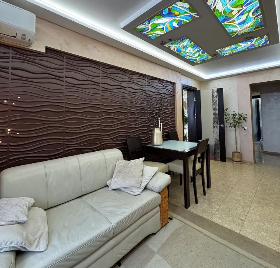 Продажа 5-комнатной квартиры 105 м², Маршала Малиновского ул., 26